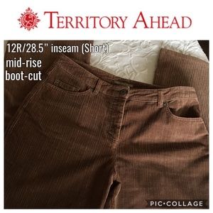 ❄️ Quality soft corduroy you don’t find often. Love them just too small.